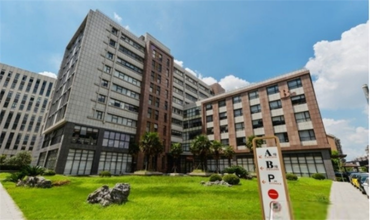 萊茵虹橋中心怎么樣？