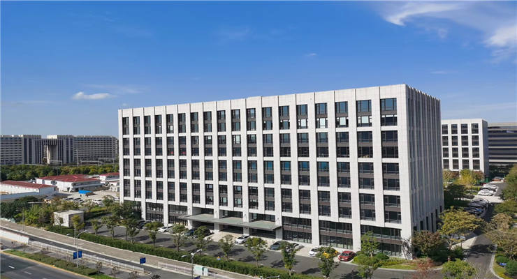 上海長三角電商中心招商熱線，一站式解決企業(yè)辦公需求！