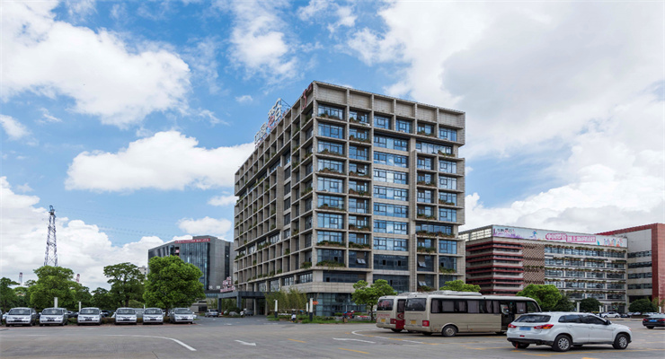 “中國夢(mèng)谷”引領(lǐng)產(chǎn)業(yè)升級(jí)，打造高質(zhì)量發(fā)展新引擎