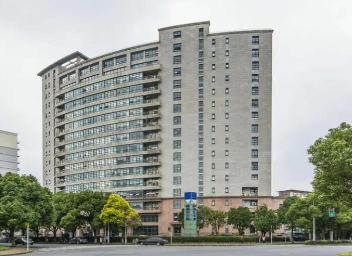 上海蓮花東朔商務(wù)中心：奢華大堂+高效電梯，尊享商務(wù)體驗(yàn)