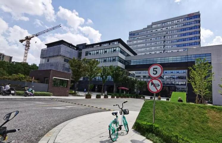 上海長興園：榮獲LEED金級與綠建二星認證，打造高效辦公環(huán)境