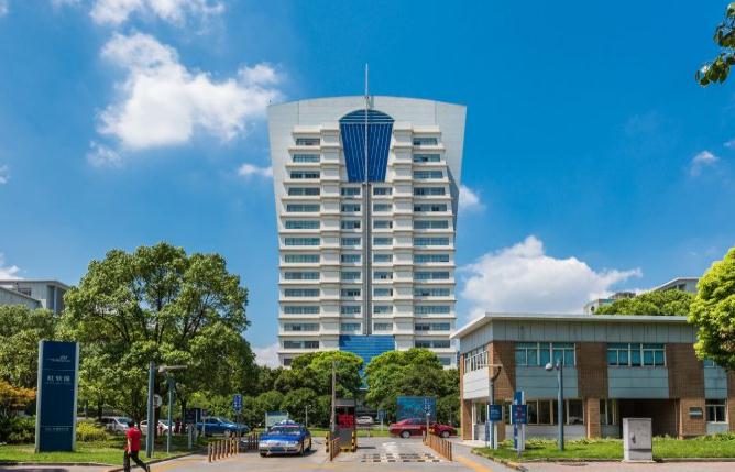 上海漕河涇軟件大廈：3.2米層高，寬敞明亮，提升辦公體驗(yàn)