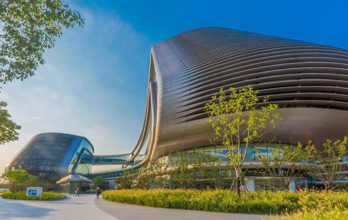 上海虹橋天會(huì)廣場(chǎng)：毗鄰虹橋樞紐，連接泛長(zhǎng)三角商貿(mào)要地