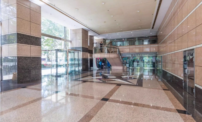 上海CC空間（遠東國際廣場A棟）：70%得房率，空間利用率高